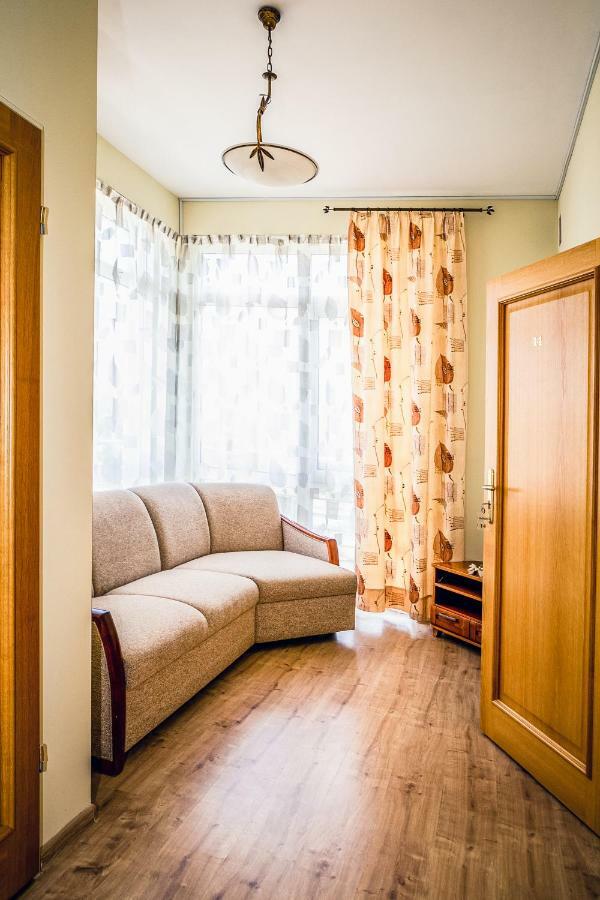 Hotel Hellada Kielce Dış mekan fotoğraf